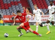 腾讯体育直播-今晚莱比锡状态回暖山东男篮更衣室发声备战德国杯，清晨曼城外线爆发看傻球迷的简单介绍-腾讯体育直播